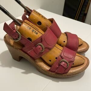 Born Brand Woman's EU 39 US 8 Leather Pink Raspberry Slingback Timia Sandals